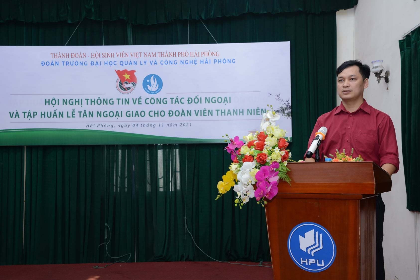 Hội Sinh viên thành phố tổ chức Hội nghị thông tin về công tác đối ngoại và tập huấn lễ tân ngoại giao cho đoàn viên thanh niên