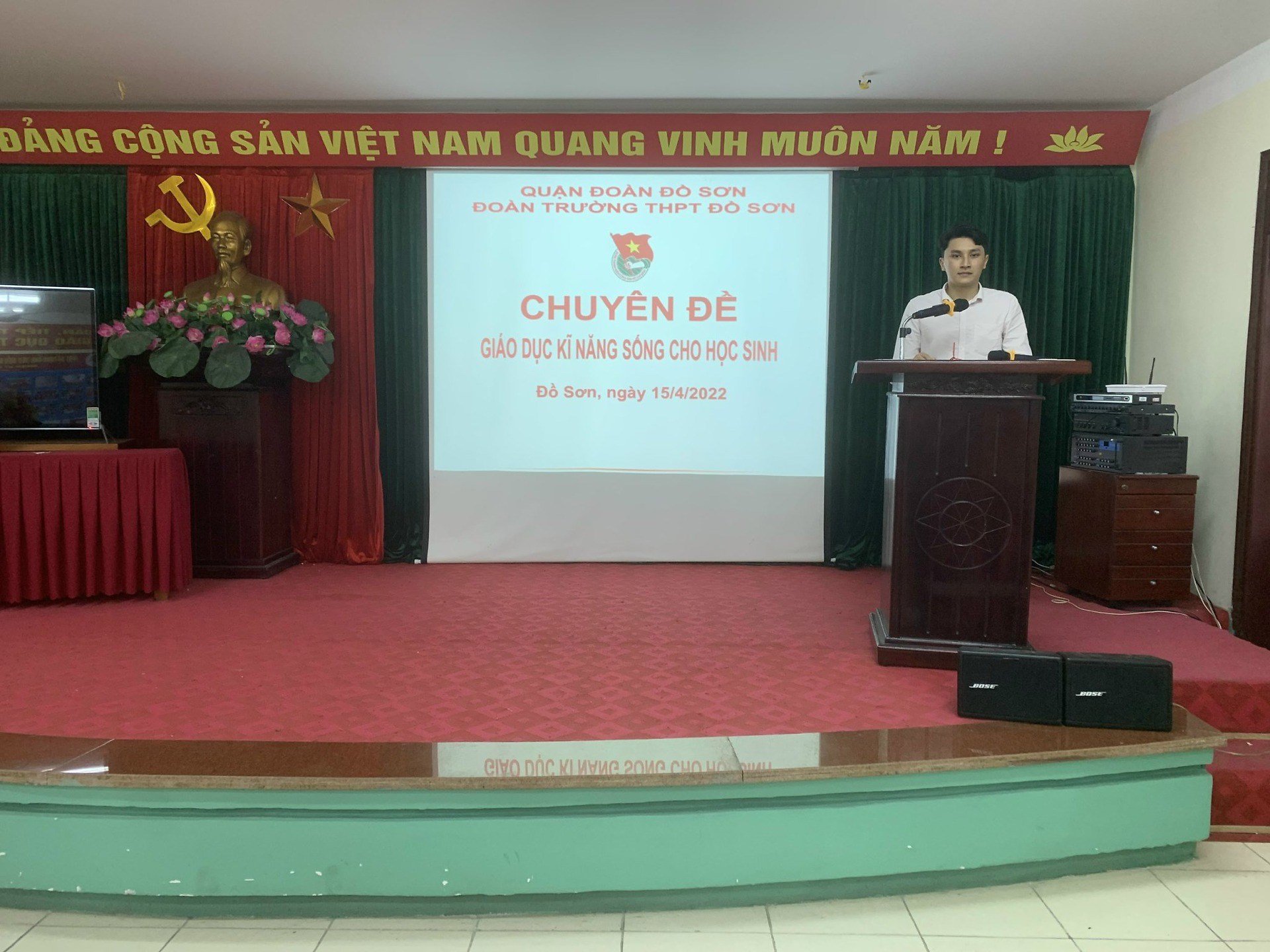 Đoàn trường THPT Đồ Sơn tổ chức Chuyên đề Giáo dục kỹ năng sống cho học sinh