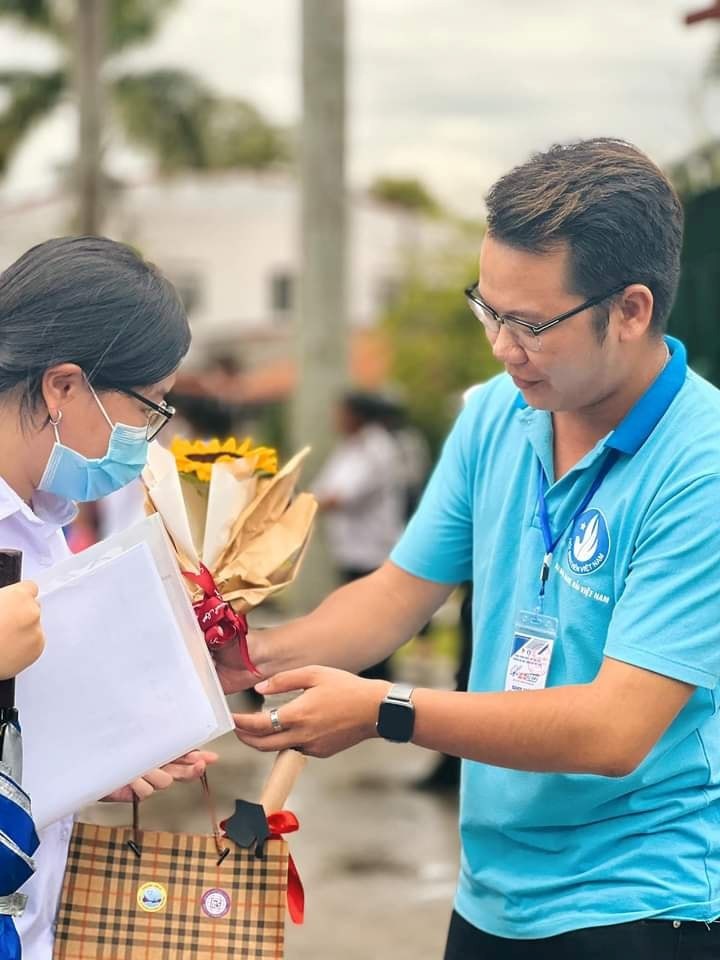 PHẠM XUÂN HOÀNG LONG - TẤM GƯƠNG TIÊU BIỂU CHƯƠNG TRÌNH TIẾP SỨC MÙA THI NĂM 2022
