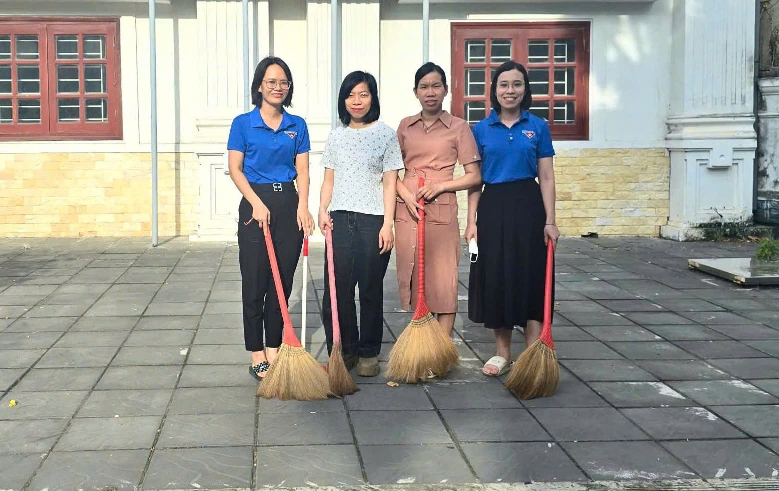 RA QUÂN NGÀY CHỦ NHẬT XANH 21/9/2025 – LAN TỎA Ý THỨC BẢO VỆ MÔI TRƯỜNG