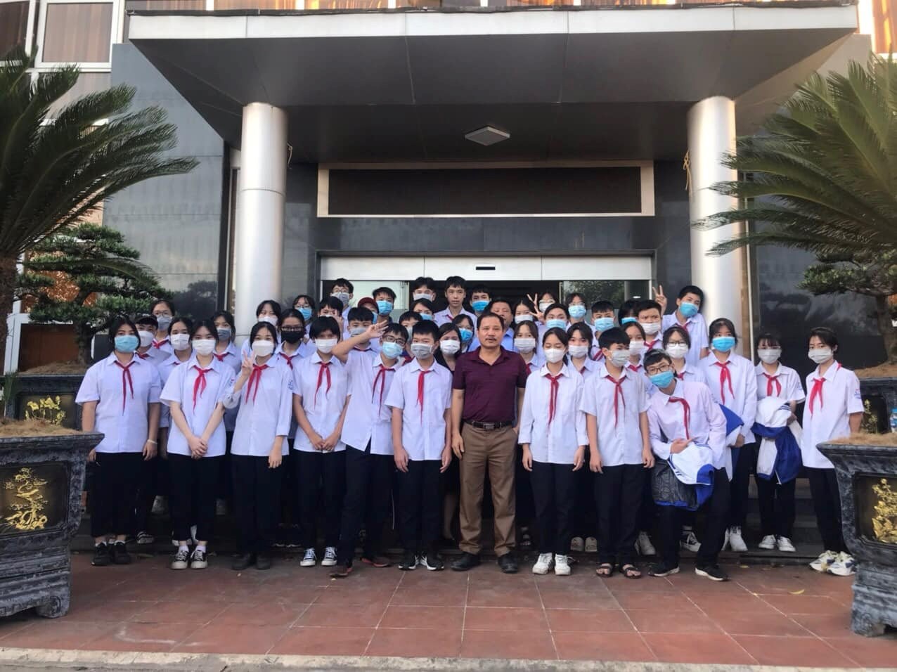 HUYỆN ĐOÀN - HỘI ĐỒNG ĐỘI HUYỆN THỦY NGUYÊN CHỈ ĐẠO LIÊN ĐỘI TRƯỜNG THCS MỸ ĐỒNG TỔ CHỨC MÔ HÌNH TRẢI NGHIỆM THỰC TẾ DÀNH CHO ĐỘI VIÊN LỚN