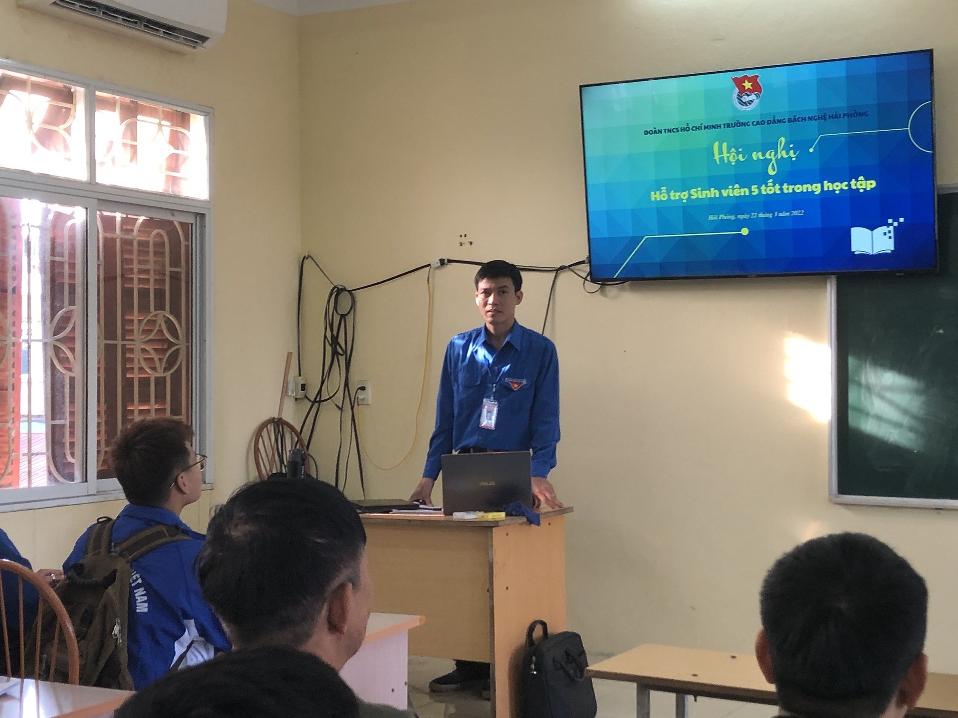 Đoàn TNCS Hồ Chí Minh Trường Cao đẳng Bách nghệ Hải Phòng tổ chức Hội nghị "Hỗ trợ sinh viên 5 tốt trong học tập"