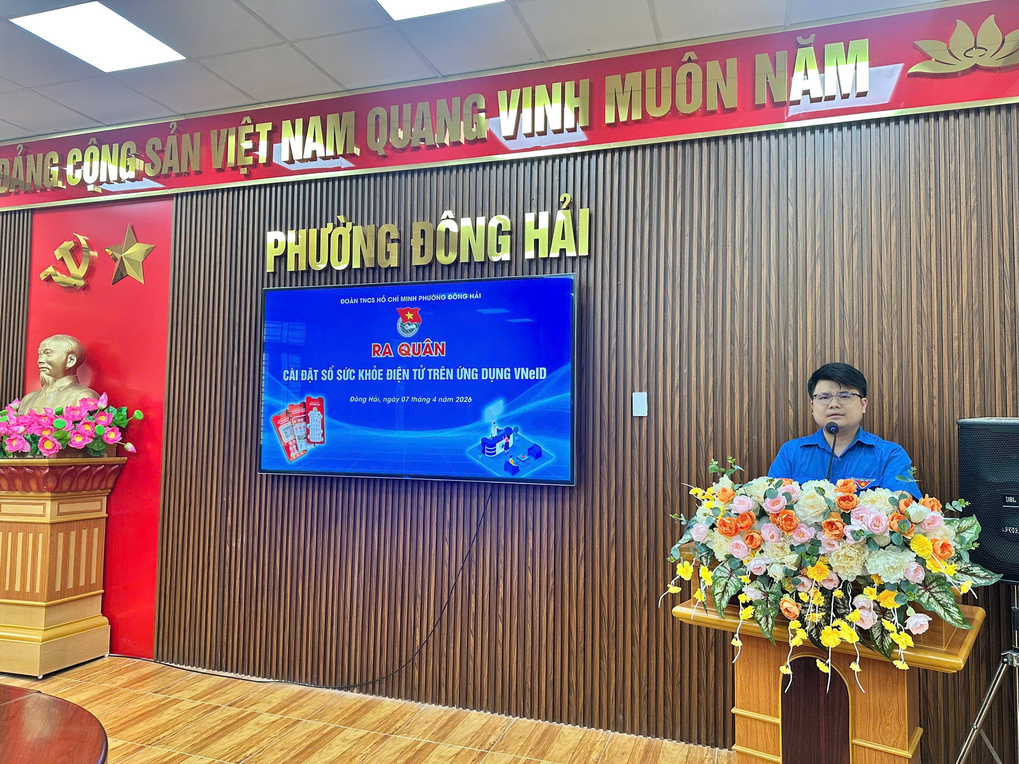 ĐOÀN PHƯỜNG ĐÔNG HẢI: RA QUÂN CÀI ĐẶT SỔ SỨC KHOẺ ĐIỆN TỬ TRÊN ỨNG DỤNG VNeID