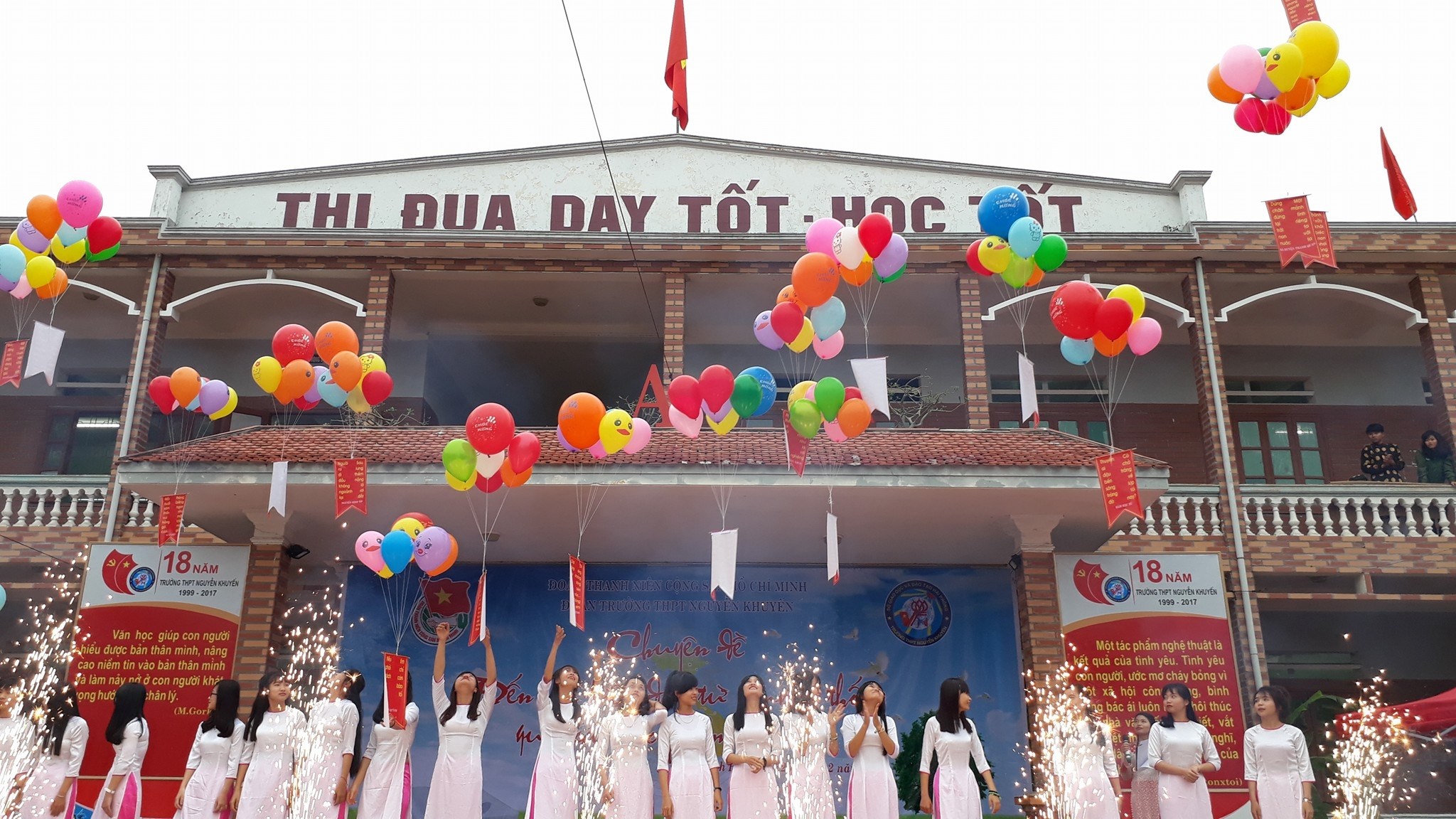 Chuyên đề "Đến với hiện đại từ truyền thống thông qua các tác phẩm văn học"