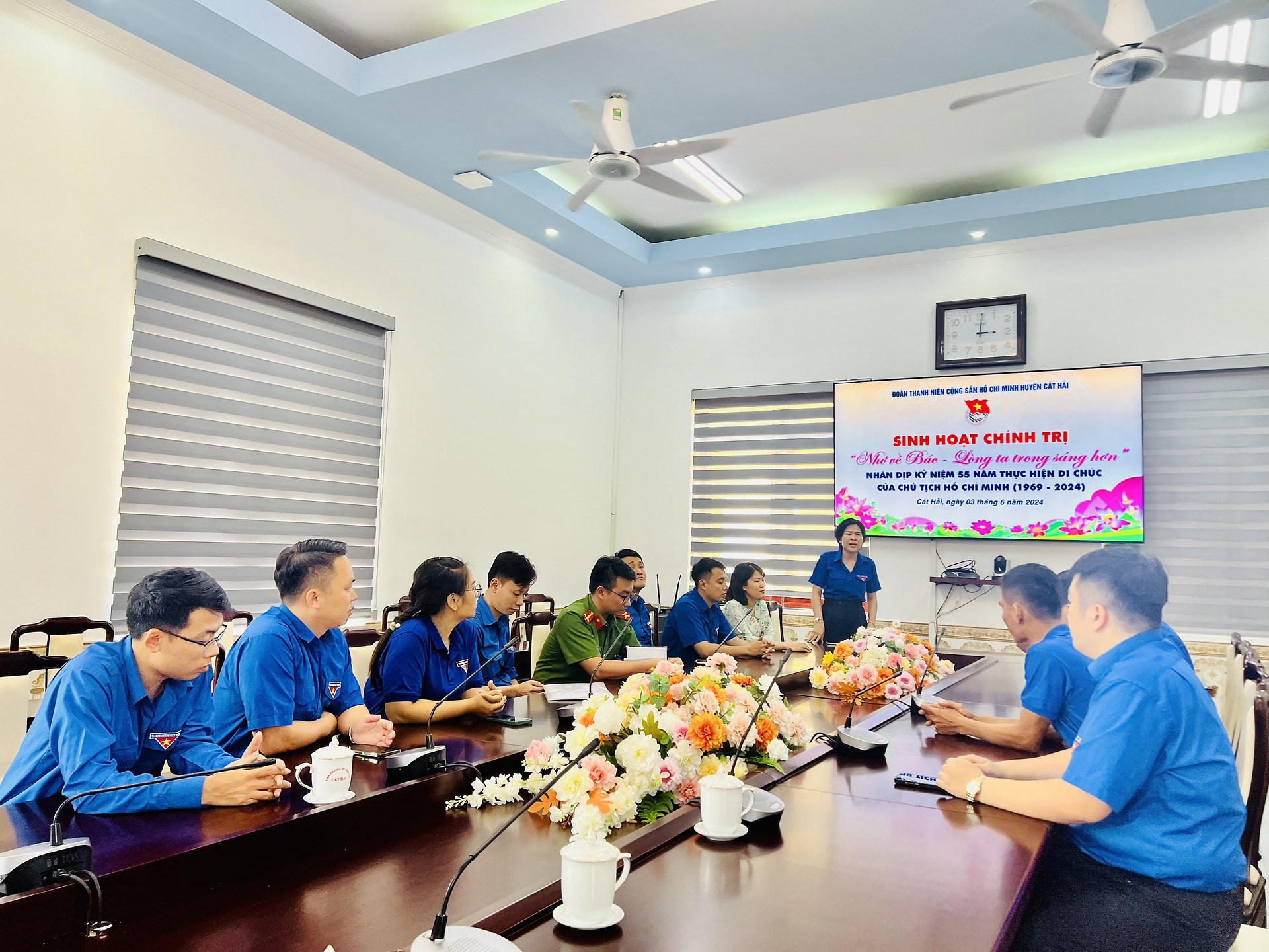 SINH HOẠT CHÍNH TRỊ "NHỚ VỀ BÁC - LÒNG TA TRONG SÁNG HƠN"