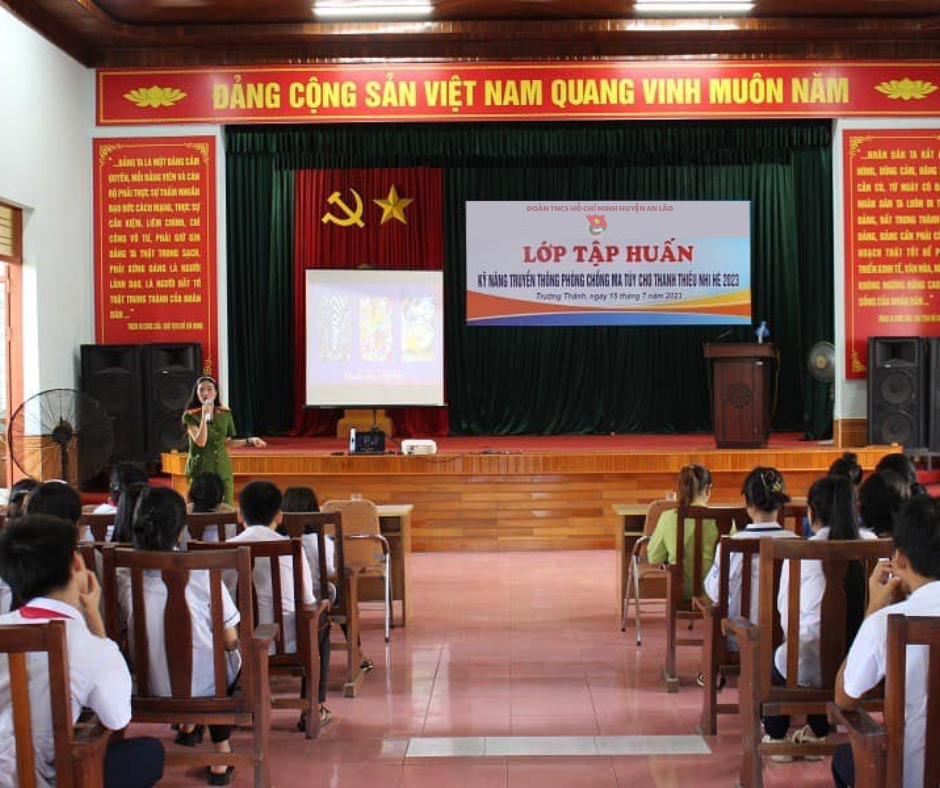 Đoàn TNCS Hồ Chí Minh huyện An Lão tổ chức Lớp tập huấn kỹ năng phòng, chống ma tuý học đường và nạn mua bán người cho thanh, thiếu niên, nhi đồng trên địa bàn xã.