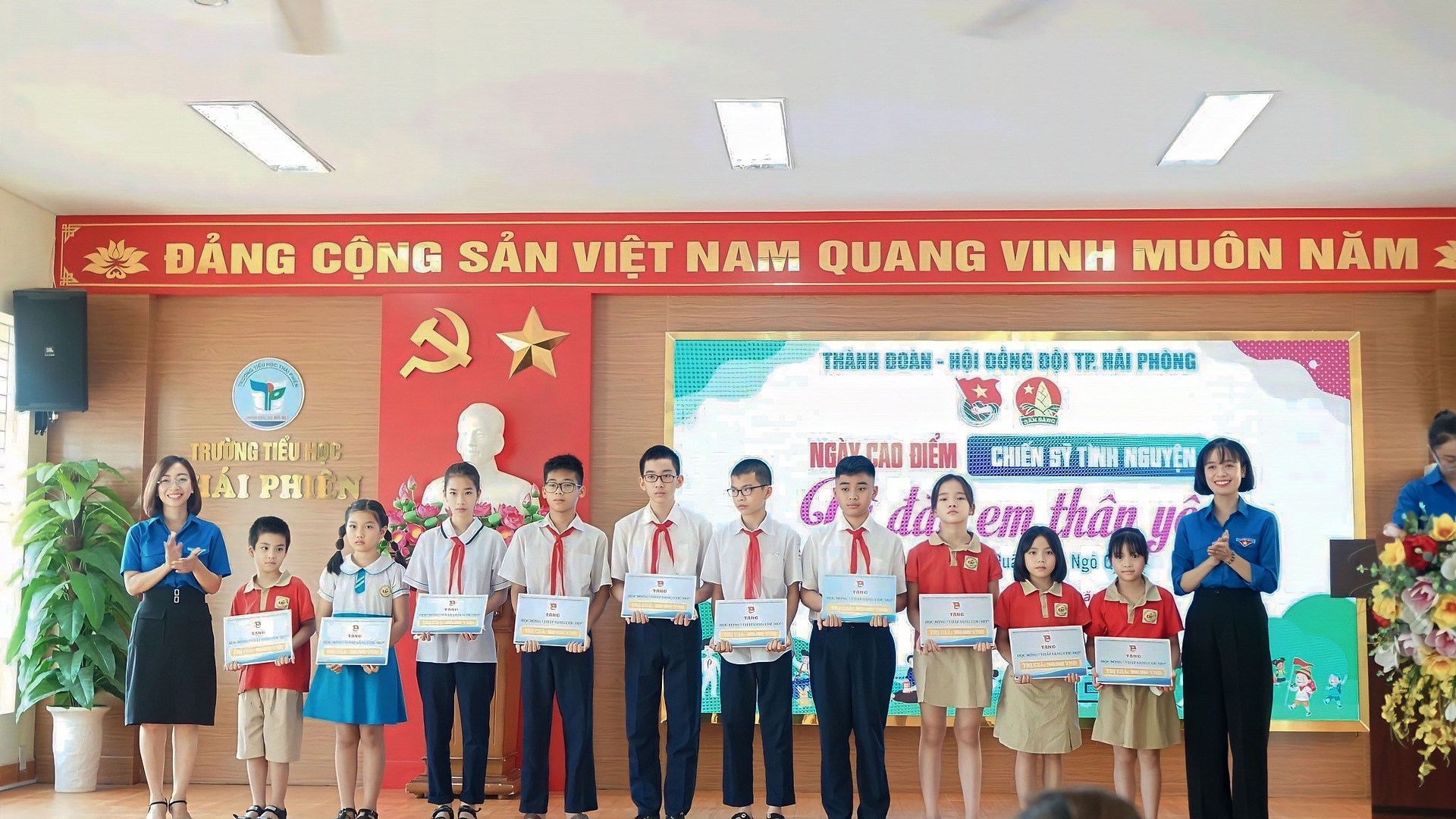 NGÀY CAO ĐIỂM "CHIẾN SĨ TÌNH NGUYỆN VÌ ĐÀN EM THÂN YÊU" NĂM 2023
