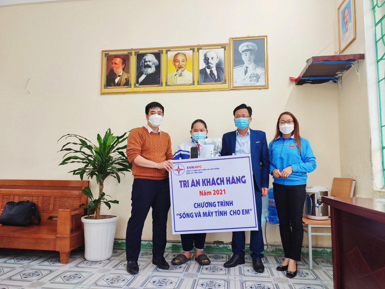 CÔNG TRÌNH THANH NIÊN "THẮP SÁNG ƯỚC MƠ THIẾU NHI TIÊN LÃNG" NĂM 2022