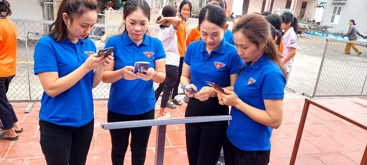 RA MẮT CÔNG TRÌNH THANH NIÊN "CHUYỂN ĐỔI SỐ TRONG QUẢNG BÁ DI TÍCH LỊCH SỬ - VĂN HÓA" - ĐÌNH PHÙ LONG (HUYỆN CÁT HẢI)