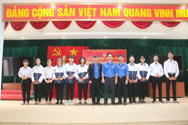 Kết nạp Lớp Đoàn viên 88 năm Đoàn TNCS Hồ Chí Minh