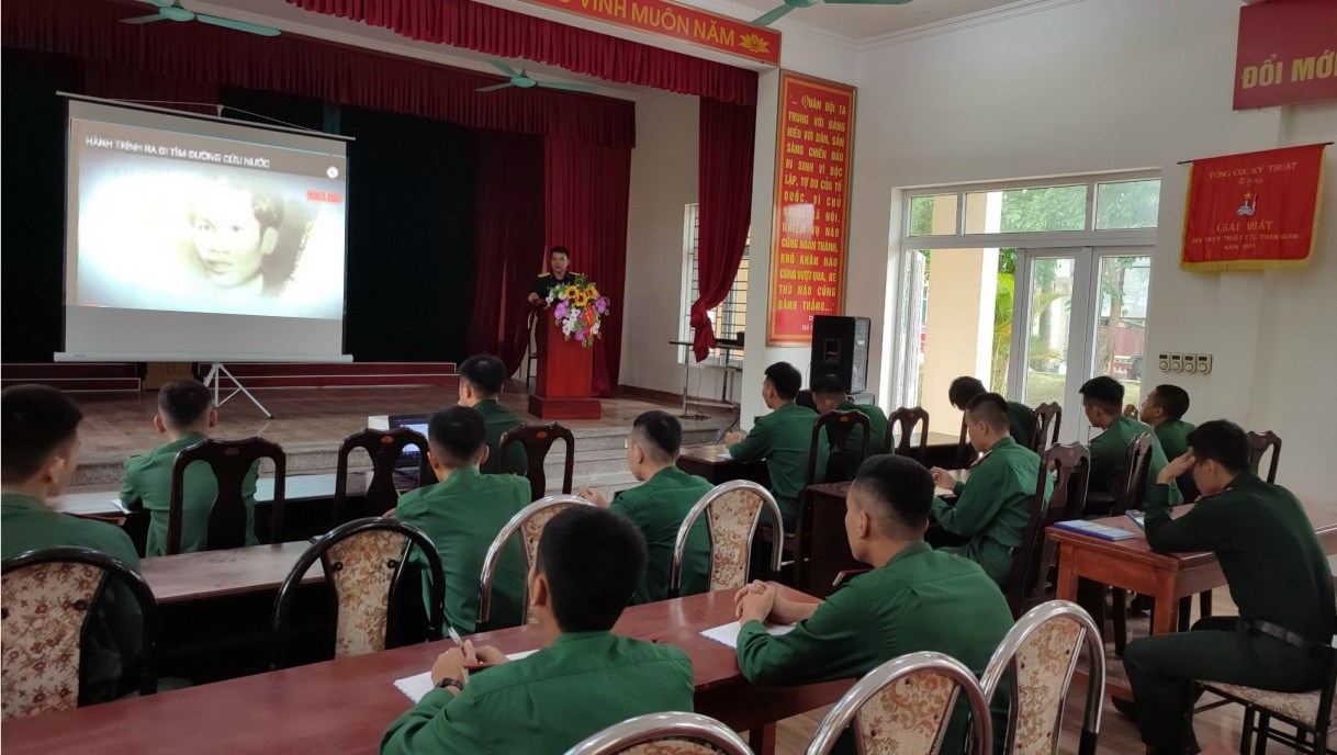 Đoàn TN Bộ chỉ huy quân sự thành phố tổ chức Hội nghị học tập các chuyên đề năm 2022