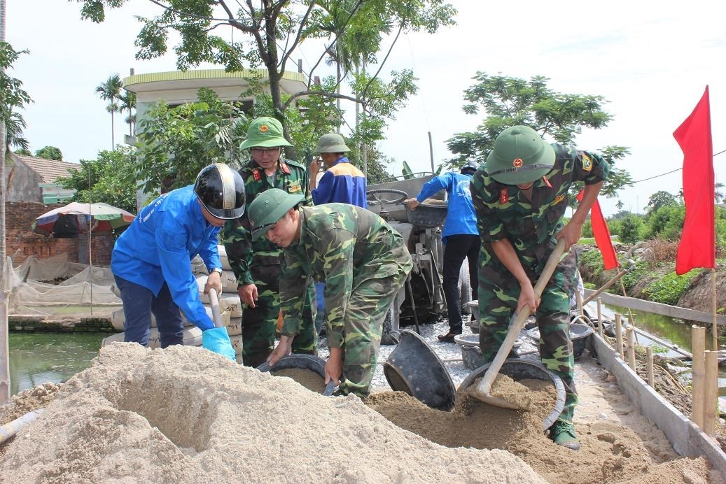 Chủ đề Sinh hoạt chi đoàn tháng 6/2016: Tình nguyện vì cộng đồng