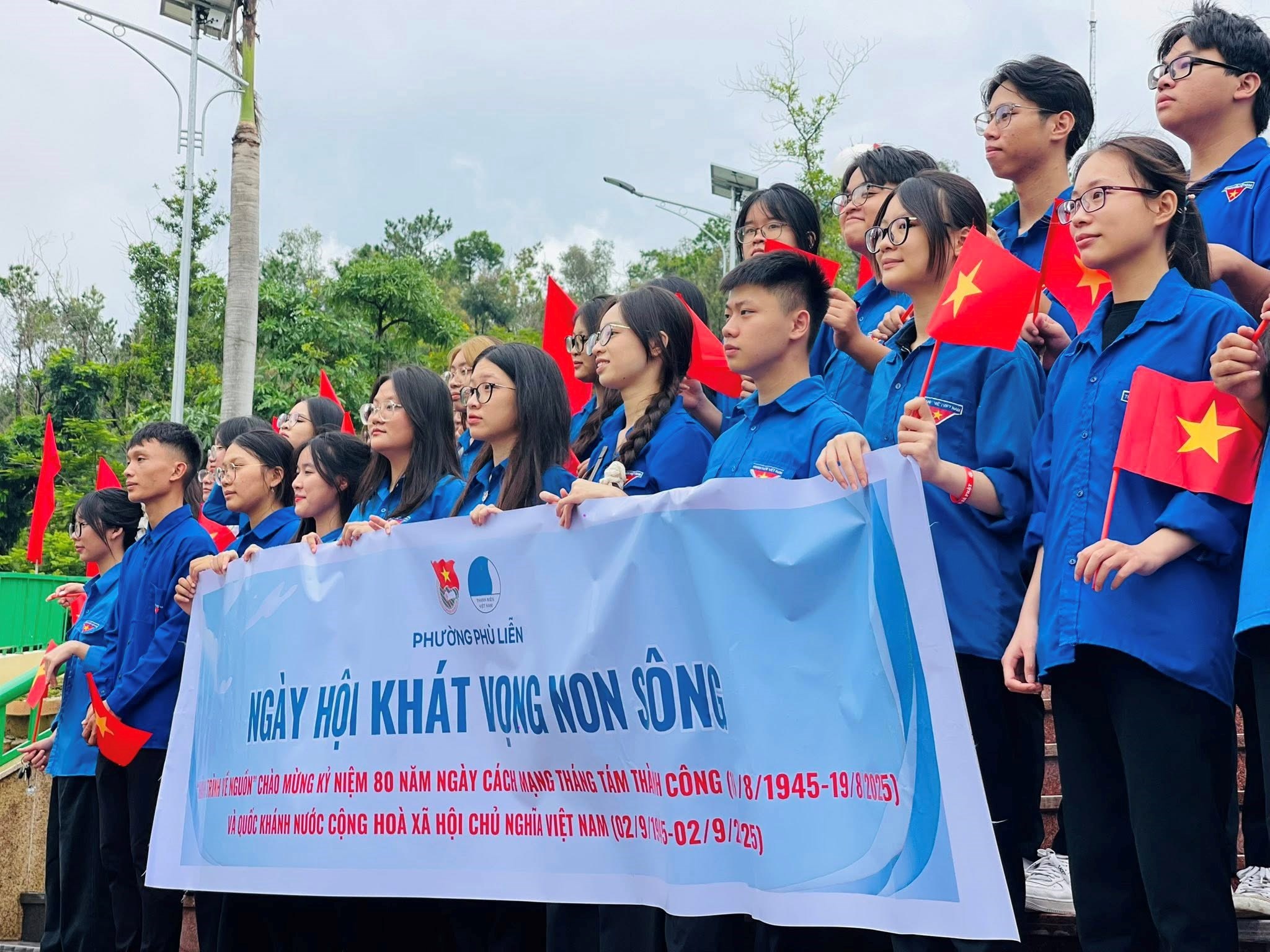 “TÔI YÊU TỔ QUỐC TÔI” – NIỀM TỰ HÀO VÀ TRÁCH NHIỆM CỦA TUỔI TRẺ