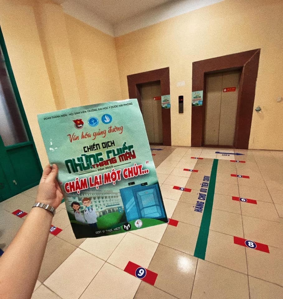 Hội Sinh viên trường Đại học Y Dược xây dựng văn hoá học đường với nội dung "Thang máy thân thiện"