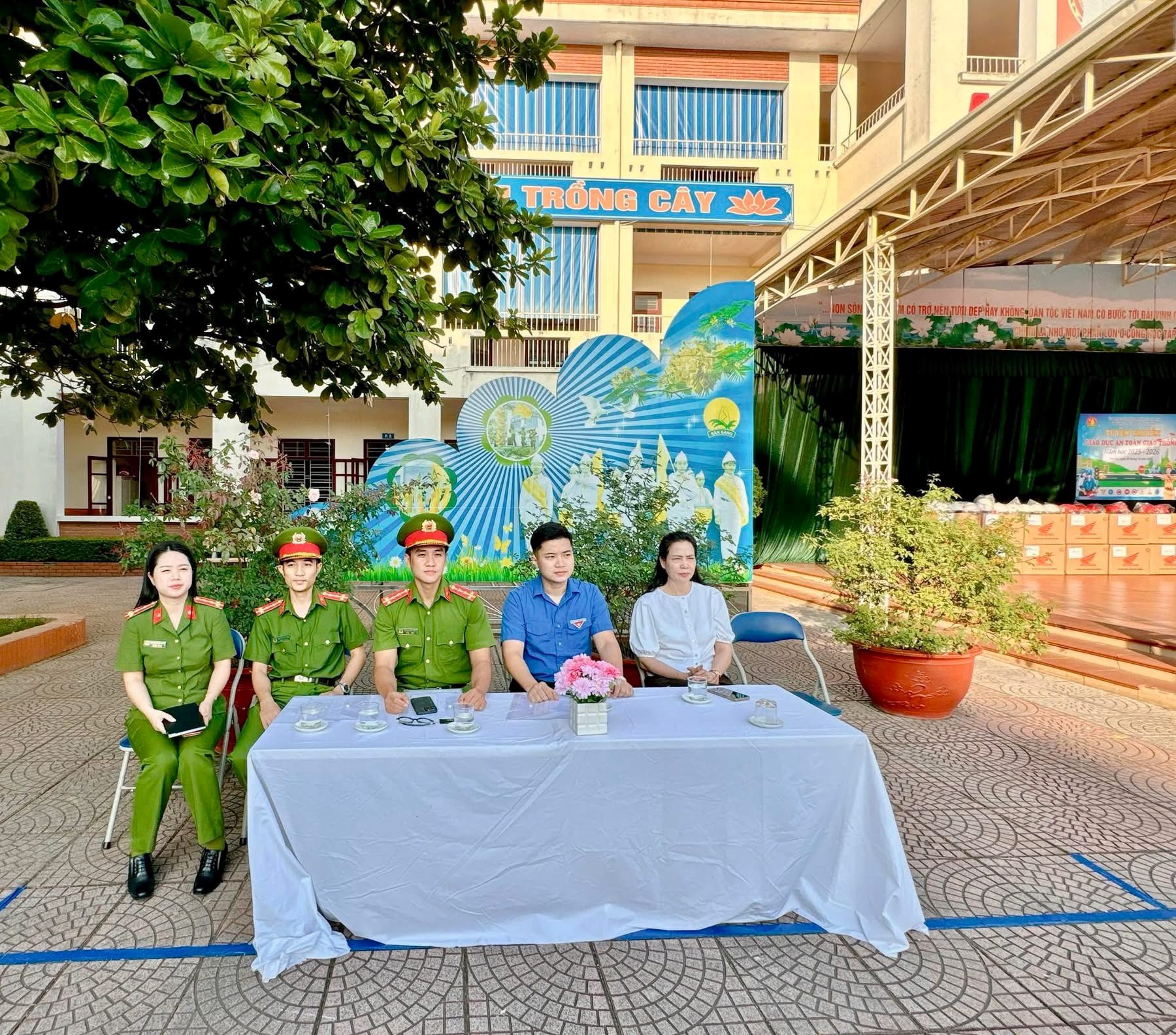 CHUYÊN ĐỀ ĐỘI CẤP PHƯỜNG "TUYÊN TRUYỀN ATGT NĂM HỌC 2025-2026"
