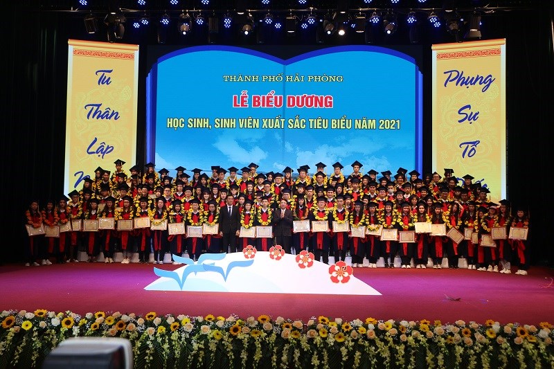 Hải Phòng Biểu dương 157 học sinh, sinh viên xuất sắc tiêu biểu TP Hải Phòng năm 2021