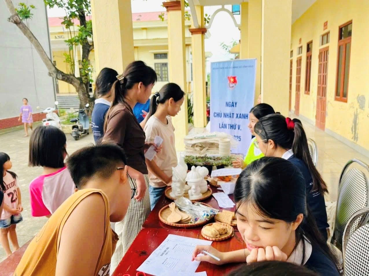 ĐOÀN XÃ VĨNH BẢO RA QUÂN NGÀY CHỦ NHẬT XANH TOÀN QUỐC LẦN 5 HƯỞNG ỨNG CHƯƠNG TRÌNH XÂY DỰNG NÔNG THÔN MỚI NĂM 2025