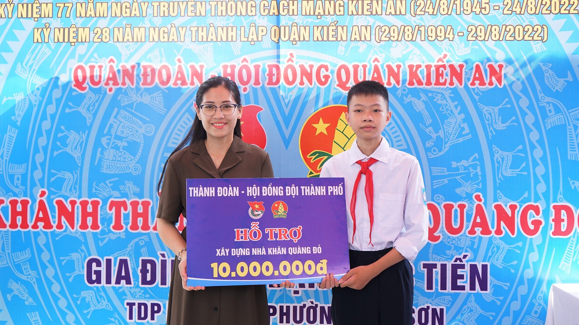 Khánh thành Nhà Khăn quàng đỏ
