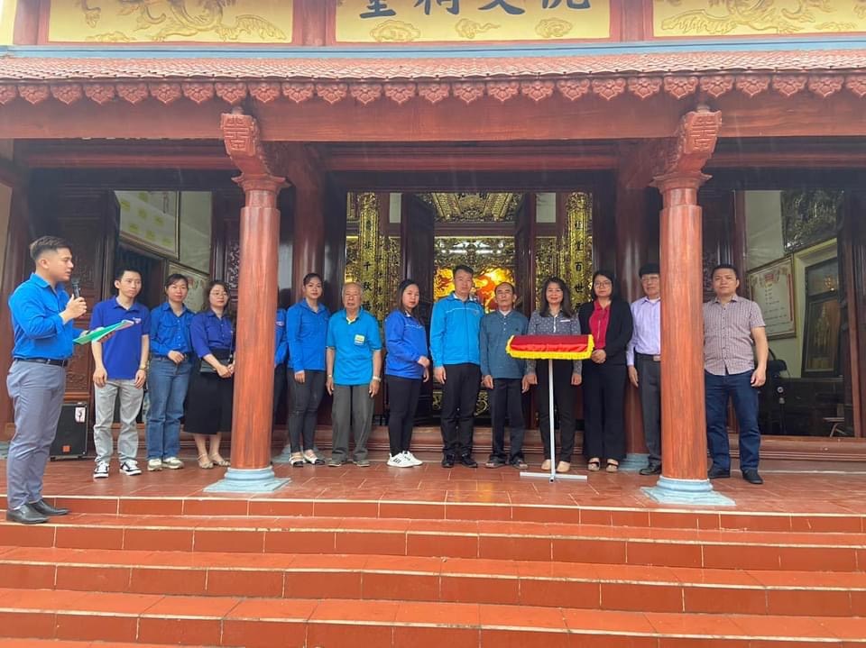 Khánh thành Công trình Thanh niên chuyển đổi số trong quảng bá di tích lịch sử văn hoá tại Từ đường họ Nguyễn Văn