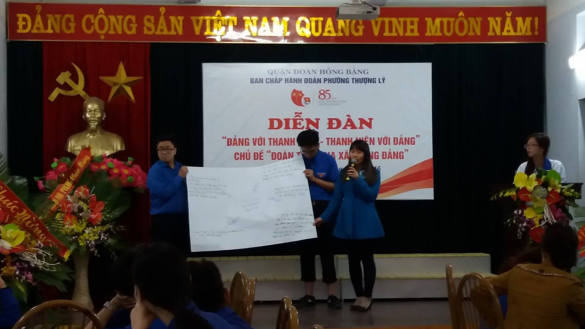 tổ chức diễn đàn “Đảng với thanh niên - Thanh niên với Đảng”