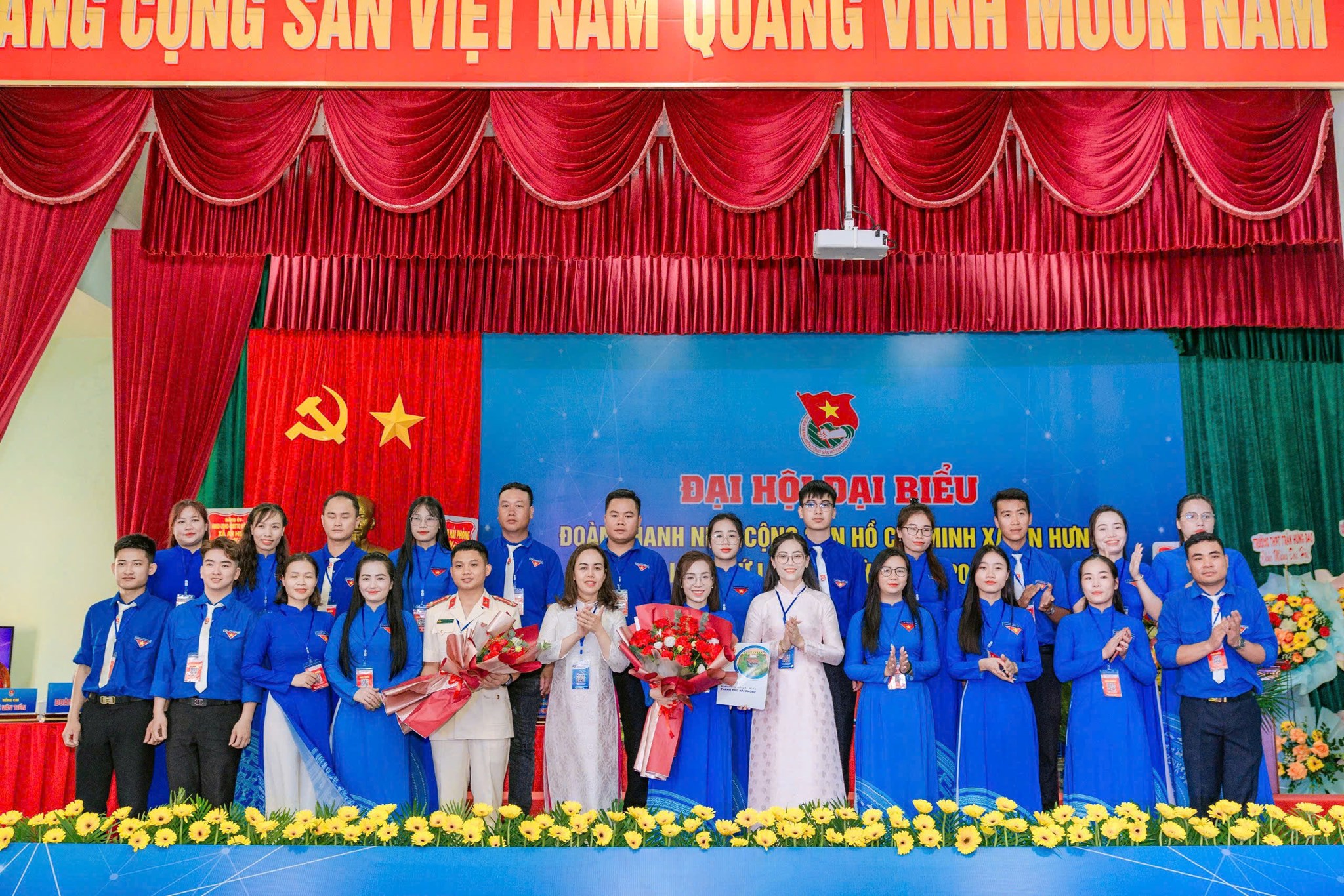 ĐẠI HỘI ĐẠI BIỂU ĐOÀN TNCS HỒ CHÍ MINH XÃ AN HƯNG LẦN THỨ I, NHIỆM KỲ 2025 - 2030 THÀNH CÔNG TỐT ĐẸP