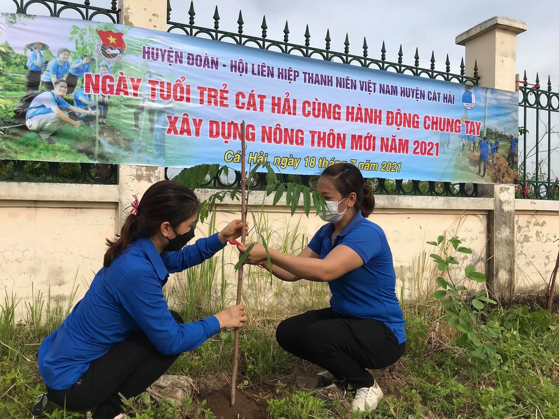 CHƯƠNG TRÌNH PHÁT ĐỘNG ĐỢT CAO ĐIỂM VÀ THỰC HIỆN “NGÀY TUỔI TRẺ CÁT HẢI CÙNG HÀNH ĐỘNG CHUNG TAY XÂY DỰNG NÔNG THÔN MỚI” NĂM 2021