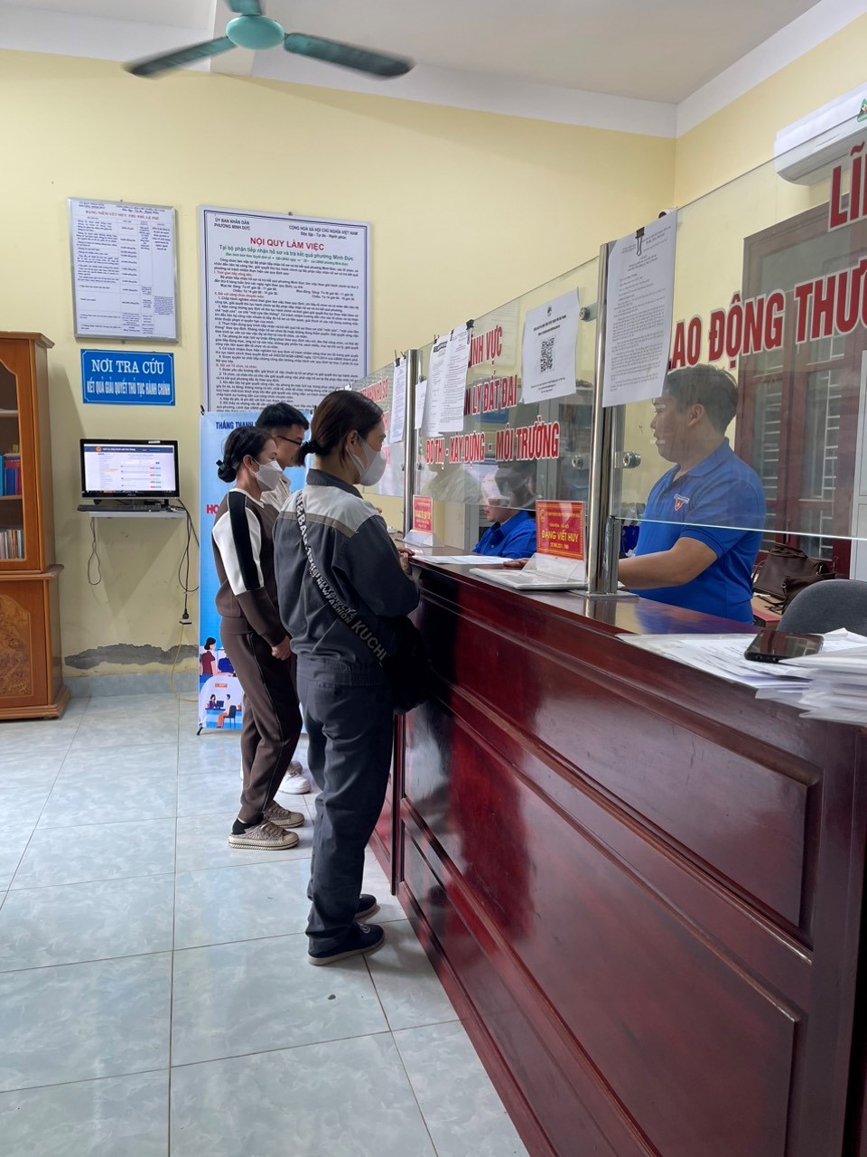 Tuổi trẻ Đồ Sơn tình nguyện chuyển đổi số trong giải quyết thủ tục hành chính