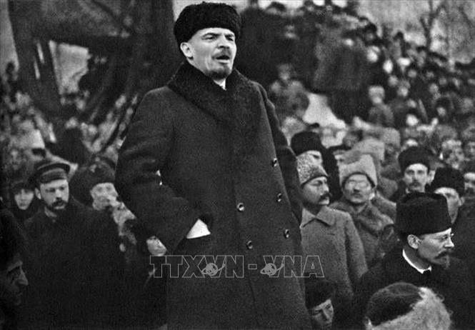 Kỷ niệm 154 năm Ngày sinh V.I.Lênin (22/4/1870 - 22/4/2024):  Những sáng tạo của Chủ tịch Hồ Chí Minh khi vận dụng chủ nghĩa Mác-Lênin