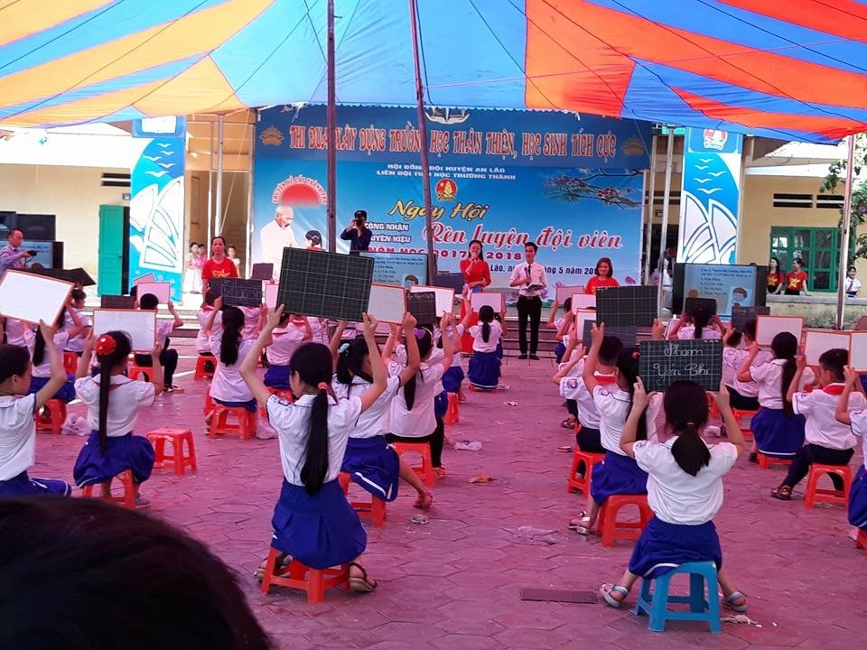 Chuyên đề cấp thành phố " Ngày hội công nhận chuyên hiệu Rèn luyện Đội viên" của Liên đội TH Trường Thành. Xin trân trọng cảm ơn sự quan tâm chỉ đạo của Ban Giám hiệu nhà trường, sự vào cuộc của hội đồng sư phạm nhà trường, Hội đồng Đội xã và sự cố g