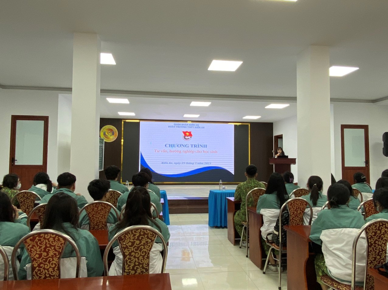 Tư vấn, hướng nghiệp cho học sinh THPT