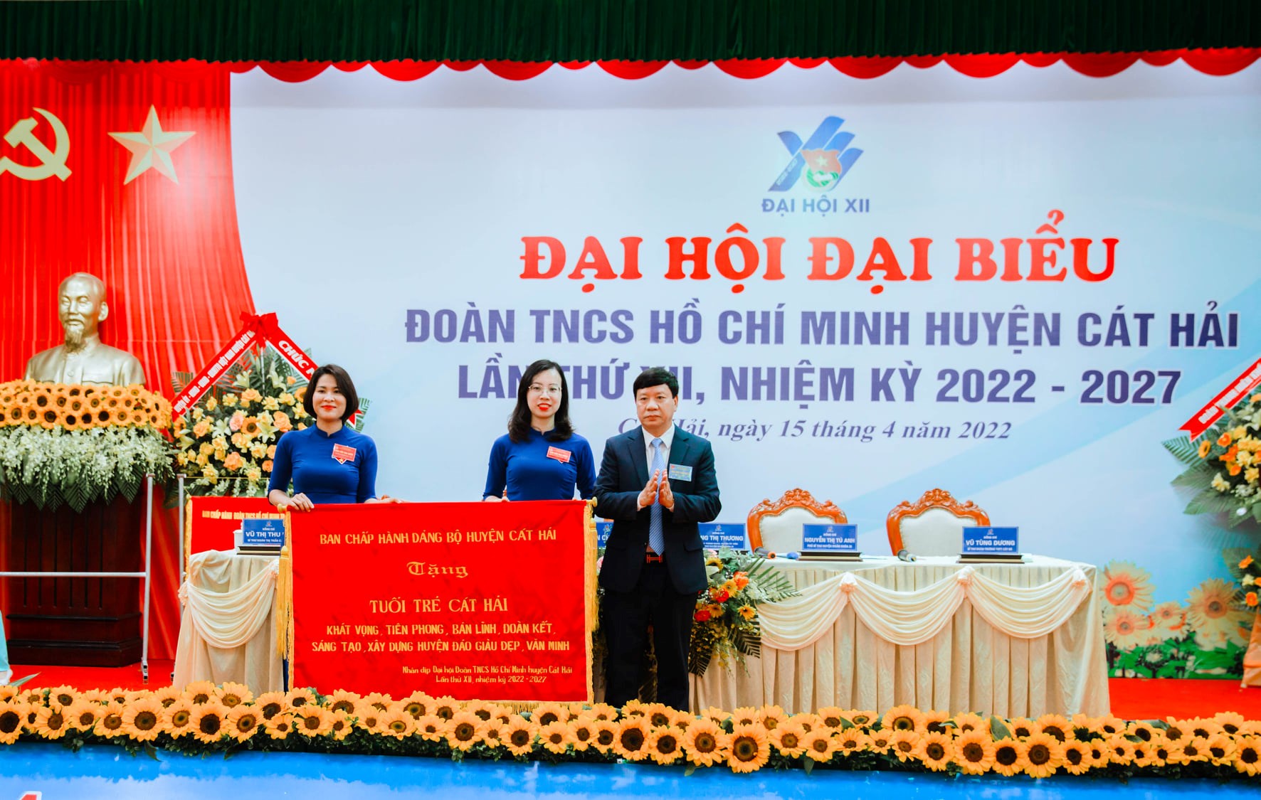 ĐẠI HỘI ĐẠI BIỂU ĐOÀN THANH NIÊN CỘNG SẢN HỒ CHÍ MINH HUYỆN CÁT HẢI LẦN THỨ XII, NHIỆM KỲ 2022 - 2027