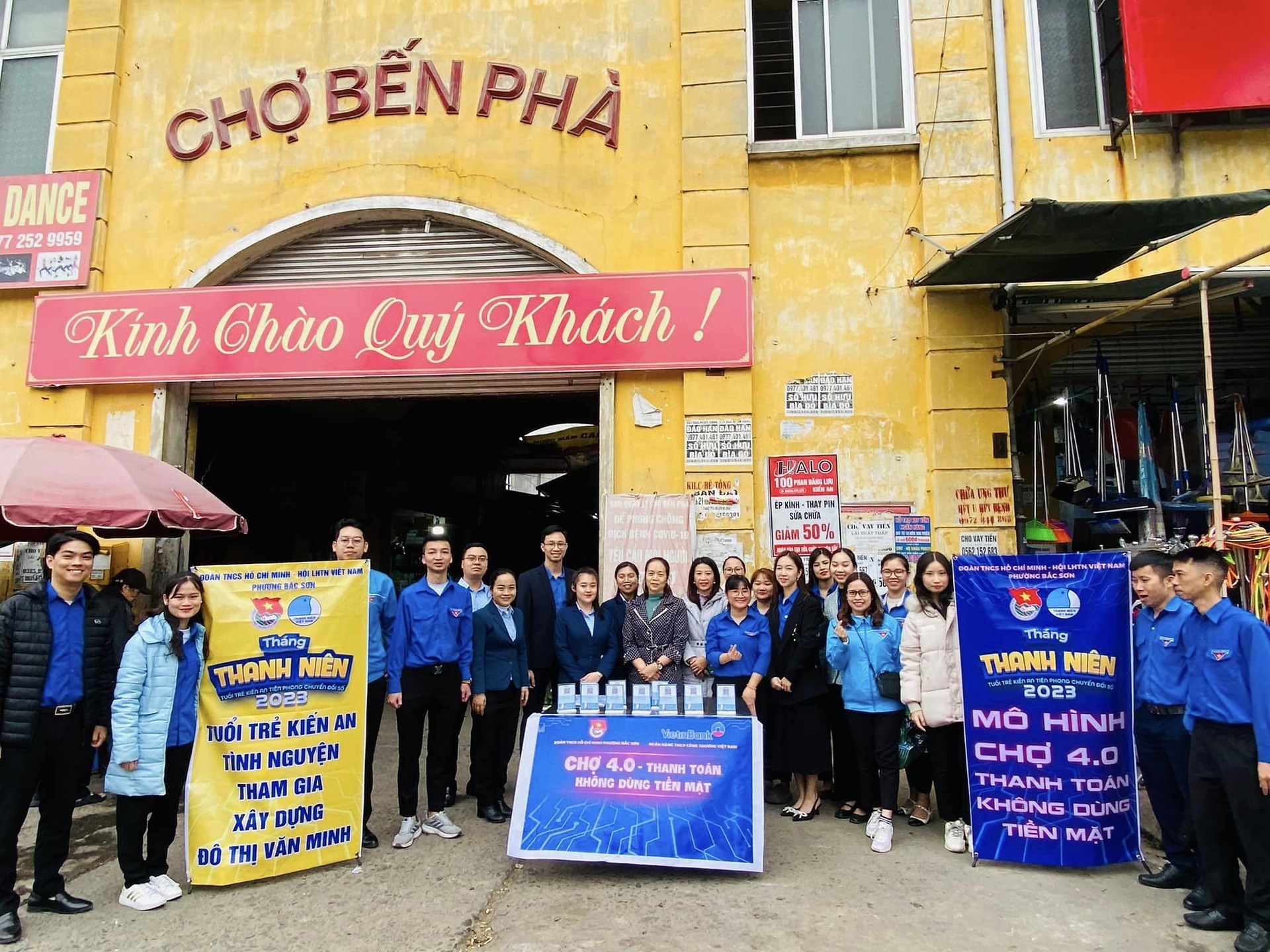 Mô hình "Chợ dân sinh chuyển đổi số" tại chợ Bến Phà (quận Kiến An)
