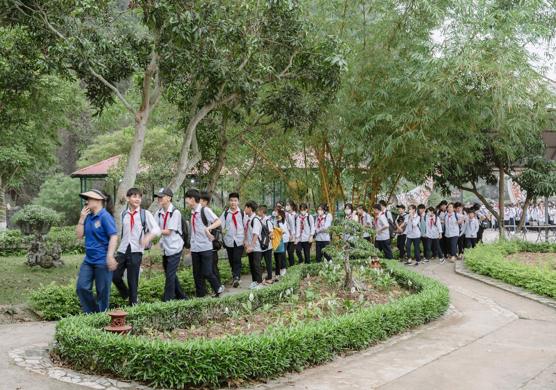 GIỚI THIỆU THAM QUAN CÁC ĐỊA ĐIỂM TẠI CƠ SỞ