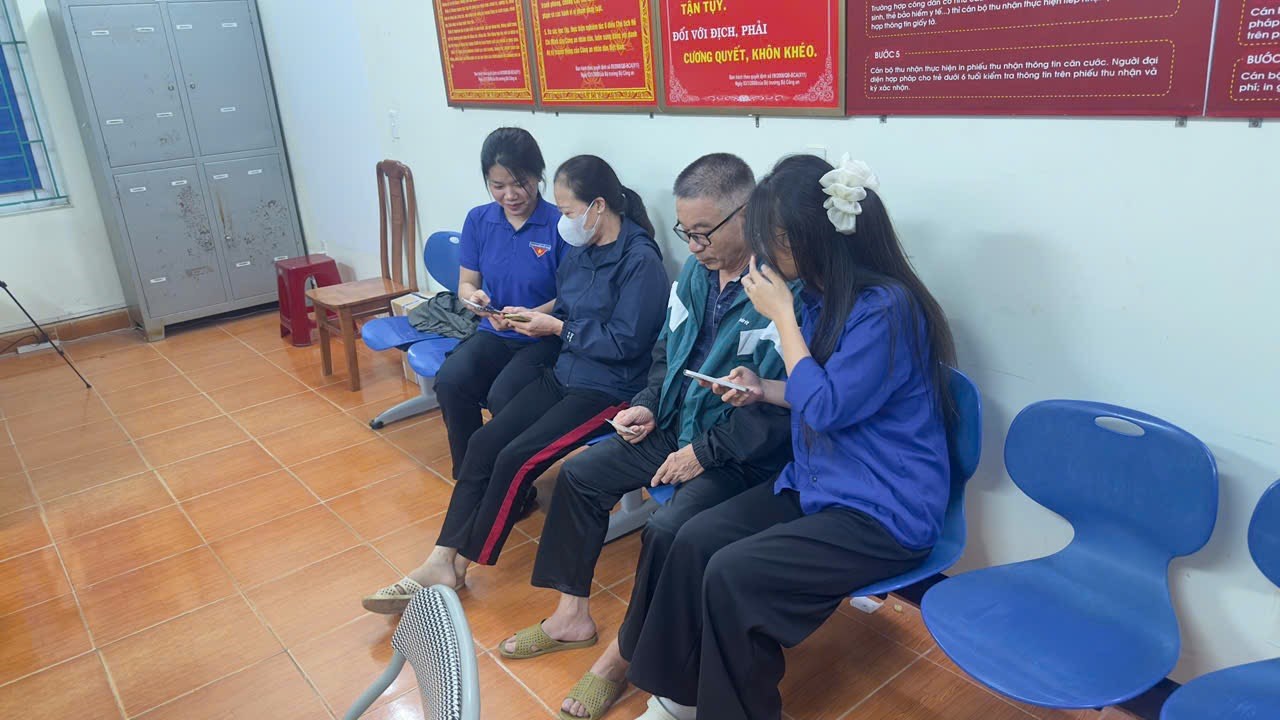 TUỔI TRẺ TIÊN LÃNG XUNG KÍCH HỖ TRỢ CÔNG TÁC CẤP CĂN CƯỚC CÔNG DÂN