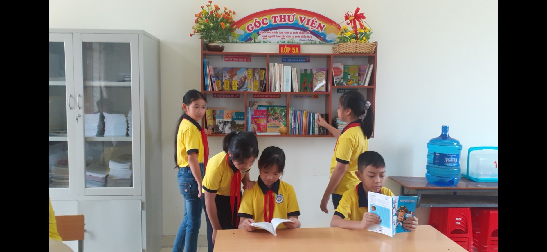 Công trình măng non "Thư viện xanh" chào mừng kỷ niệm 80 năm ngày thành lập Đội TNTP Hồ Chí Minh