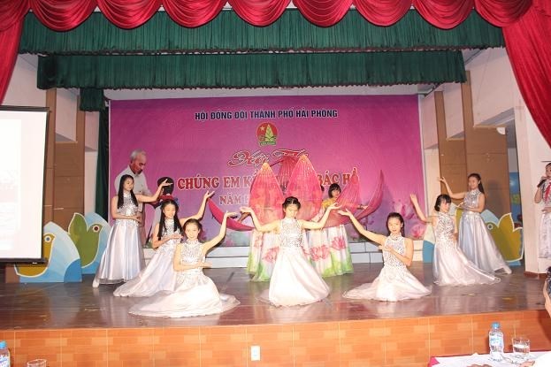 Hội đồng Đội thành phố: Hội thi “Chúng em kể chuyện Bác Hồ” năm học 2014 – 2015