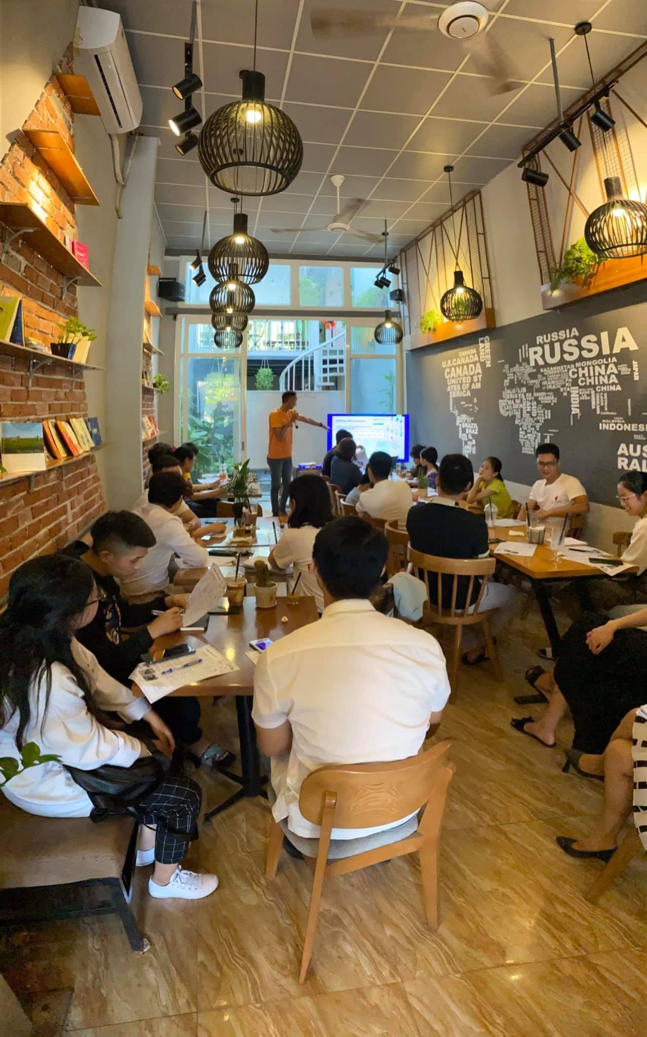 Quận Kiến An: thành lập CLB Kien An English Club