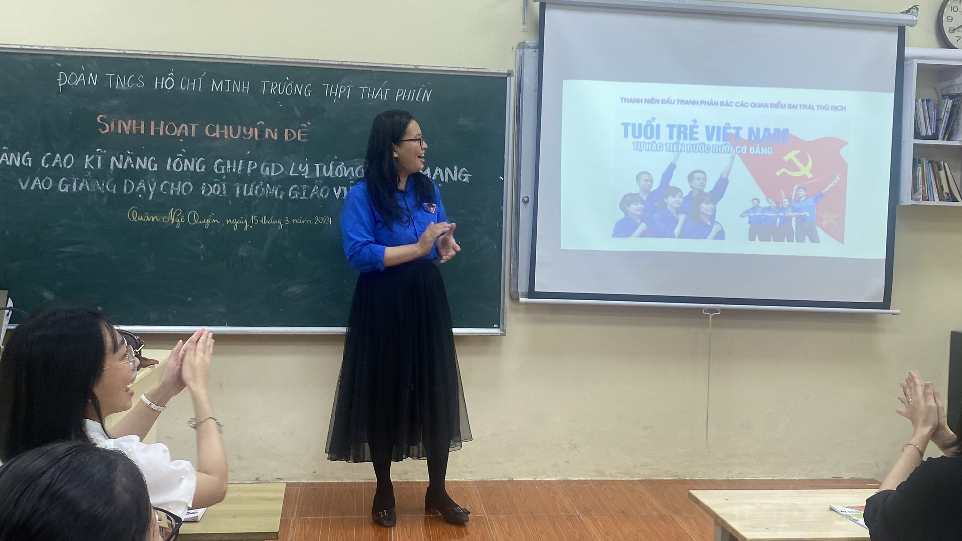 Đoàn trường THPT Thái Phiên tổ chức hoạt động nâng cao kỹ năng lồng ghép giáo dục lý tưởng cách mạng vào giảng dạy cho đối tượng giáo viên trẻ