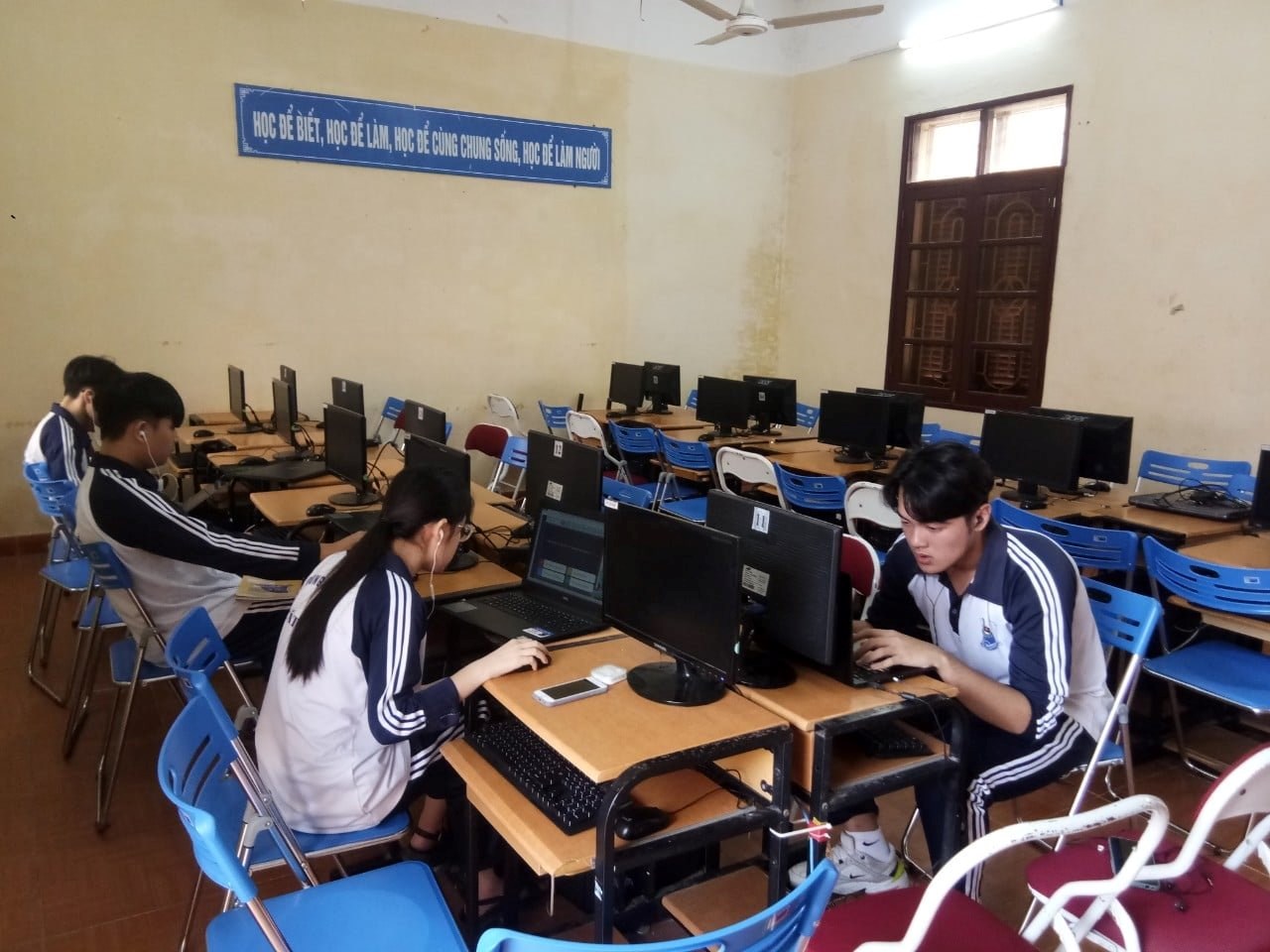 OLYMPIC TIẾNG ANH HỌC SINH, SINH VIÊN TOÀN QUỐC NĂM 2022