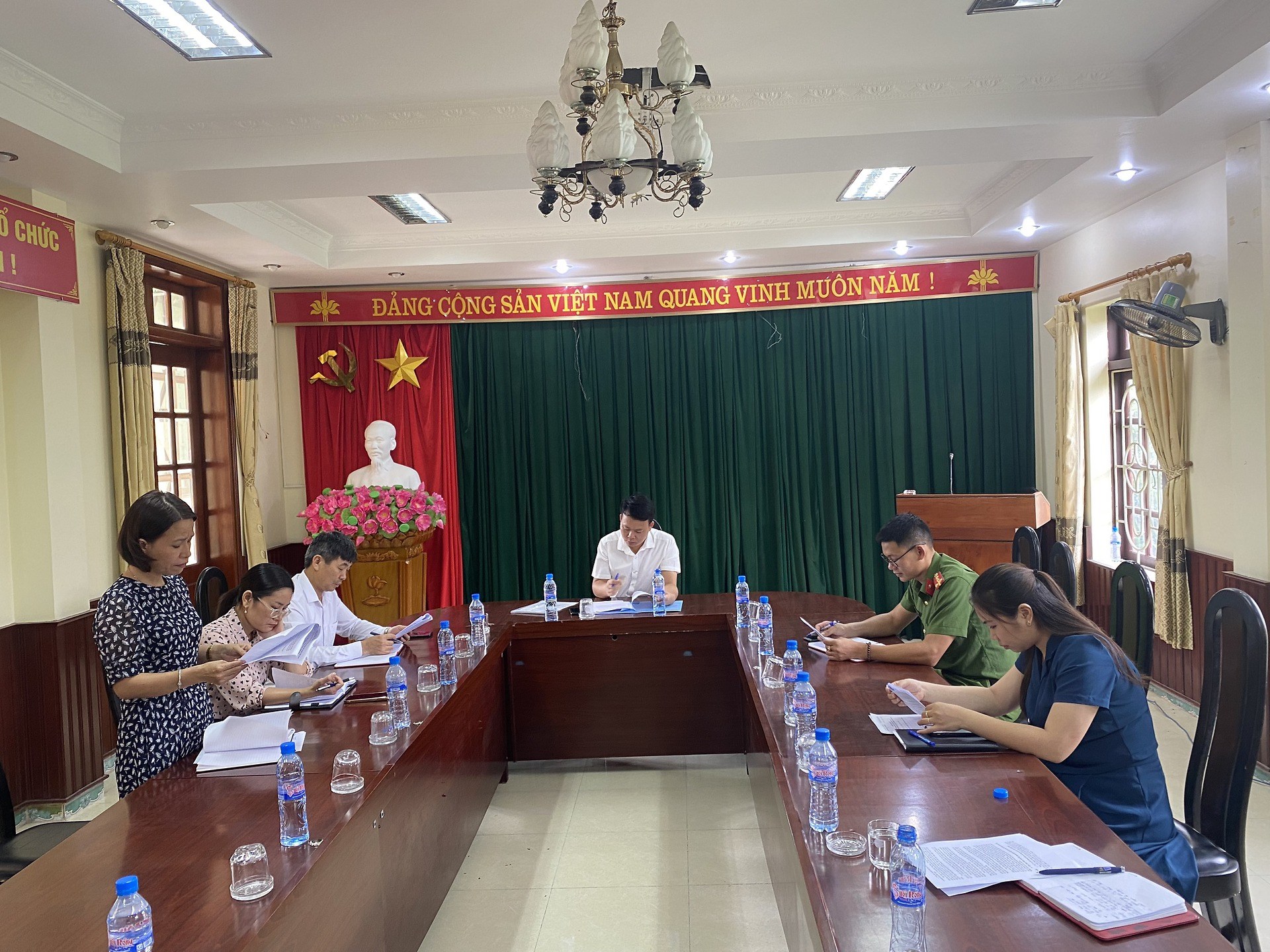 Quận đoàn Đồ Sơn: Giám sát việc thực hiện chế độ chính sách đối với trẻ em có hoàn cảnh đặc biệt theo Luật Trẻ em và Nghị định 20/2021/NĐ-CP giai đoạn 2021 - 2023 đối với Phòng Lao động - Thương binh và xã hội quận