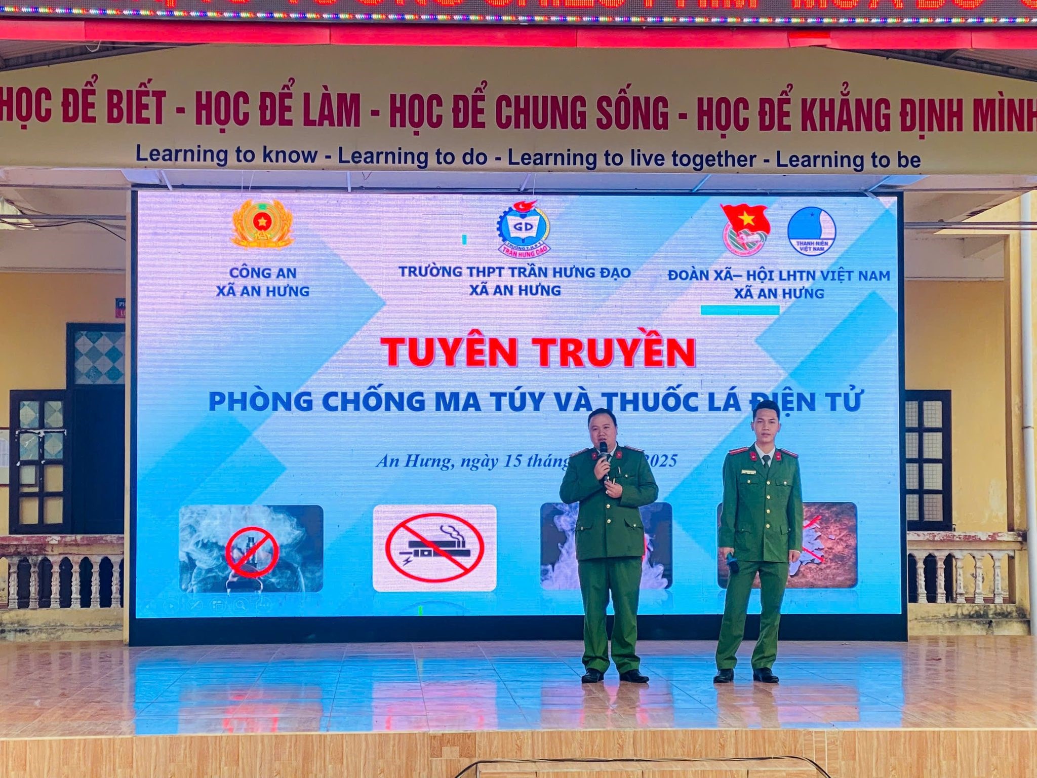 ĐOÀN THANH NIÊN - HỘI LHTN VIỆT NAM XÃ AN HƯNG PHỐI HỢP TỔ CHỨC TUYÊN TRUYỀN PHÒNG CHỐNG MA TUÝ VÀ THUỐC LÁ ĐIỆN TỬ NĂM HỌC 2025-2026
