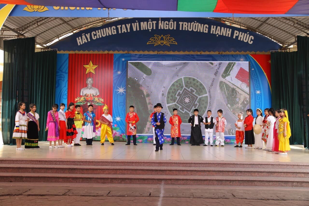Chuyên đề cấp thành phố "Thế giới quanh em"