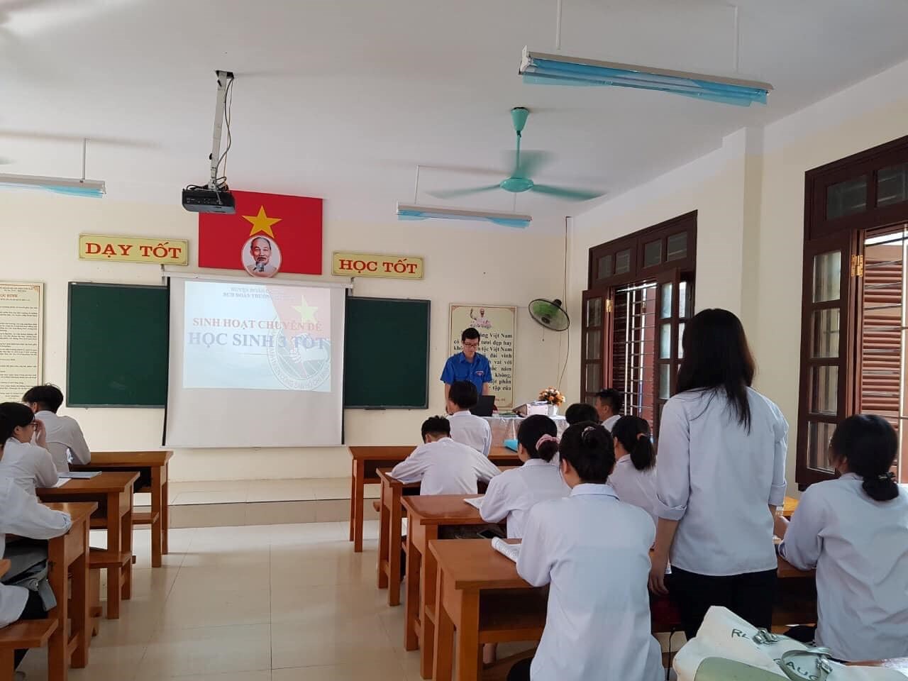 SINH HOẠT CHUYÊN ĐỀ “HỌC SINH 3 TỐT” TRONG CÁC CƠ SỞ ĐOÀN KHỐI TRƯỜNG HỌC