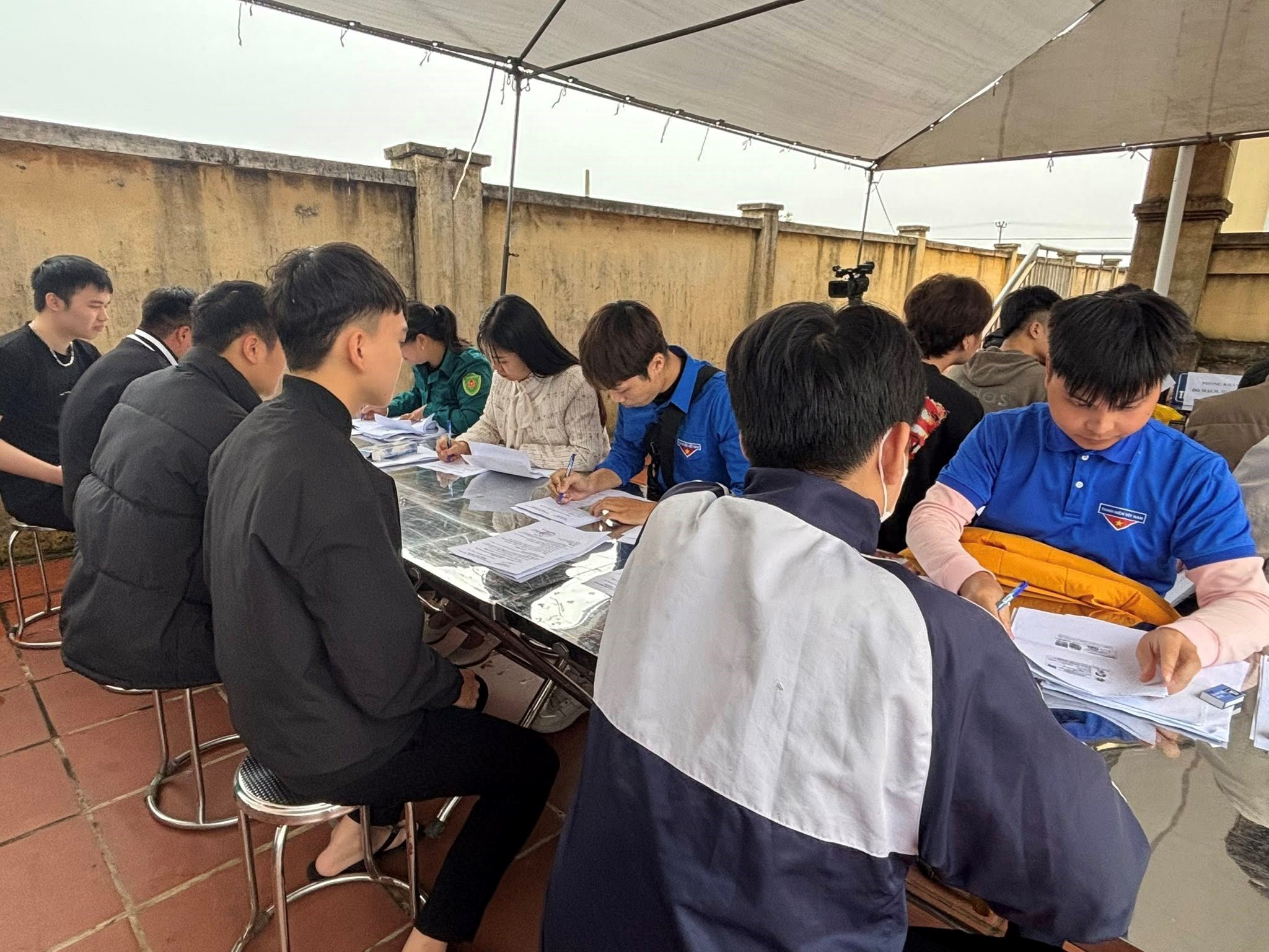 THANH MIỆN TỔ CHỨC KHÁM SƠ TUYỂN NGHĨA VỤ QUÂN SỰ
