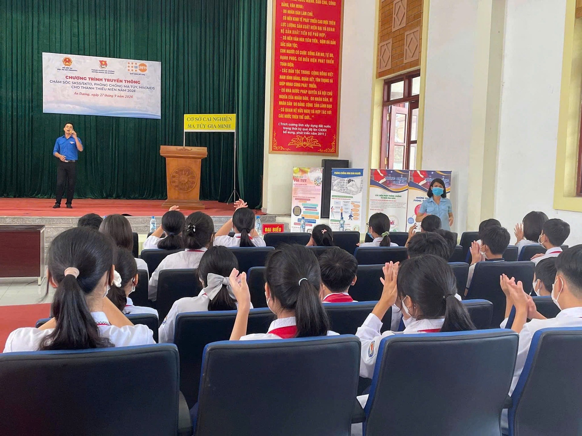 Chương trình truyền thông chăm sóc SKSS/SKTD, phòng chống ma tuý HIV/AIDS cho thanh thiếu niên năm 2024