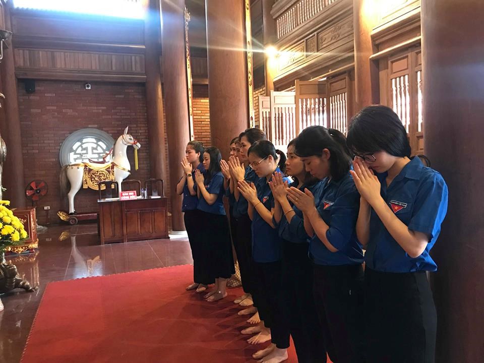 Thanh niên Hồng Bàng đến với các địa chỉ đỏ  “Tự hào tuổi trẻ Việt Nam”