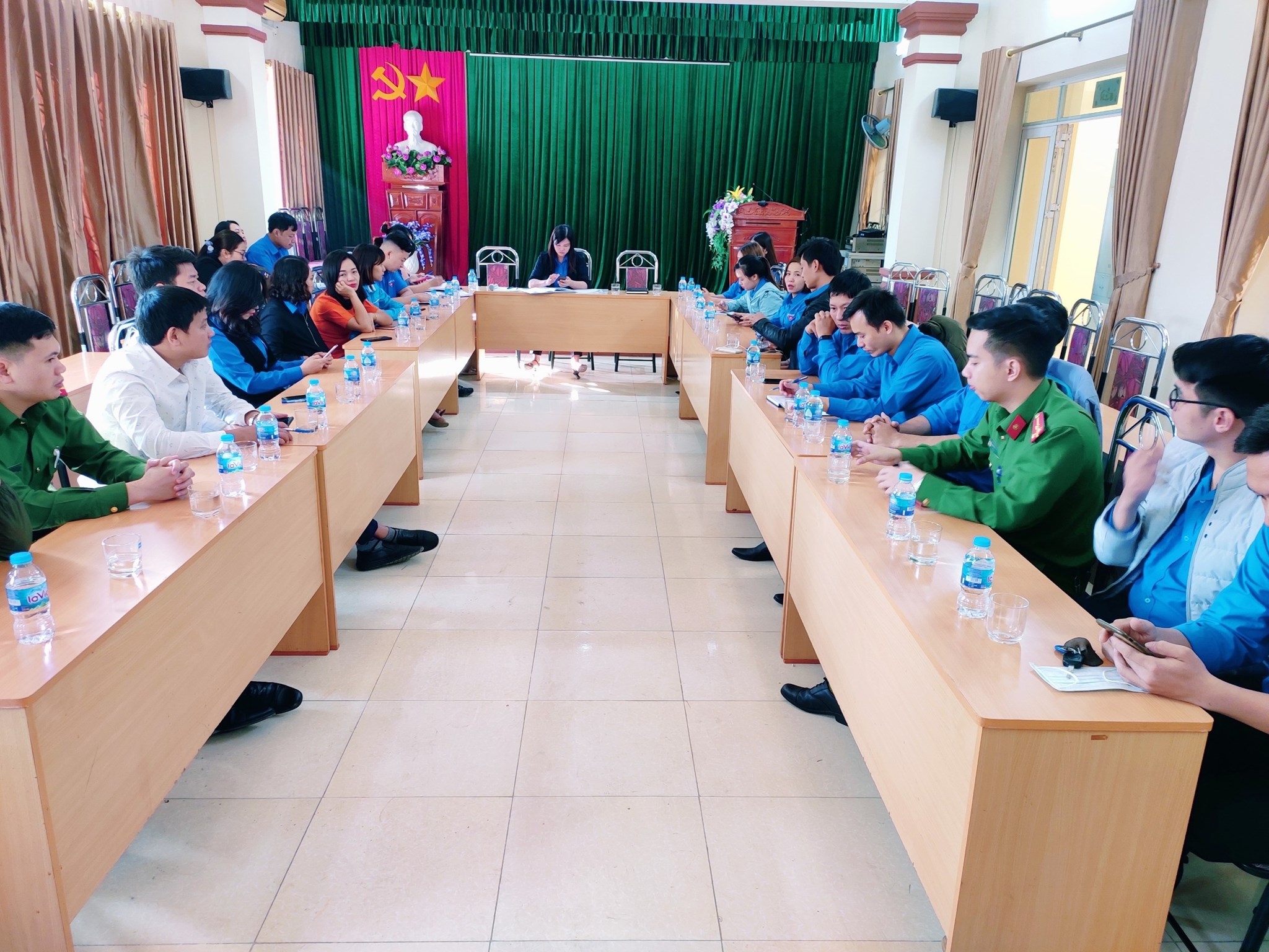 Đoàn viên thanh niên khối công nhân viên chức, lực lượng vũ trang tổ chức sinh hoạt với chủ đề "Tuổi trẻ Hải Phòng sắt son niềm tin với Đảng"