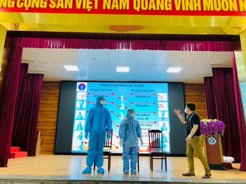 Thành đoàn - Hội Sinh viên thành phố triển khai các hoạt động tình nguyện sẵn sàng thích ứng với dịch Covid-19 năm học 2021 - 2022