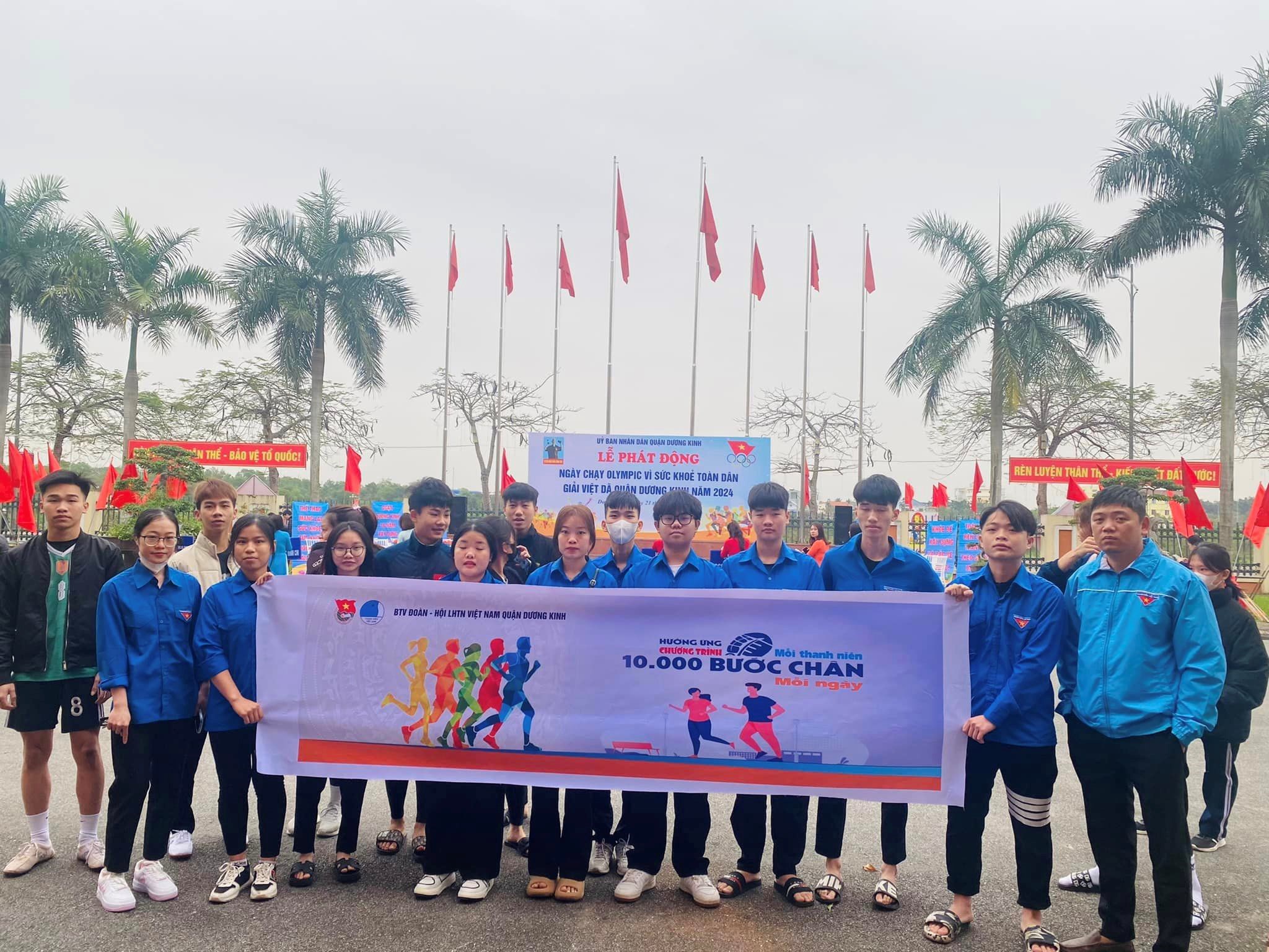 Tuổi trẻ quận Dương Kinh hưởng ứng Chương trình mỗi thanh niên 10.000 bước chân mỗi ngày