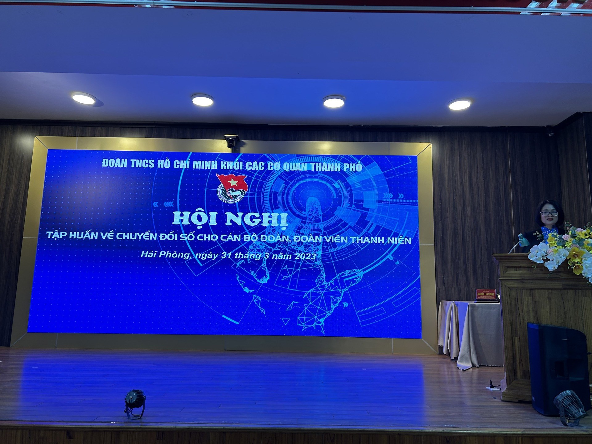 TẬP HUẤN VỀ CHUYỂN ĐỔI SỐ CHO CÁN BỘ ĐOÀN, ĐOÀN VIÊN THANH NIÊN KHỐI CÁC CƠ QUAN THÀNH PHỐ
